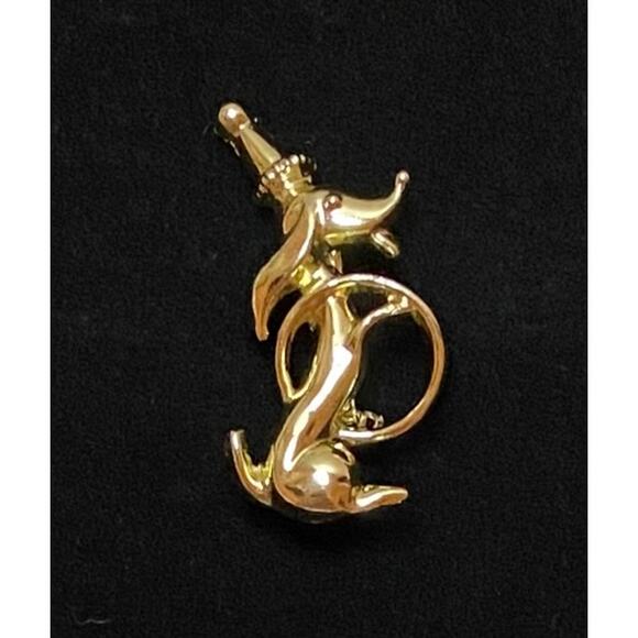 Volupte Circus Dog with Hoop Gold-Tone Brooch Vintage 1960s Dachshund Pin - Picture 1 of 10